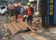 Janggal , Akhir Tahun Proyek Pipa Tirta Jaya Mandiri Tanpa Plang Di Jembatan Pamuruyan – Cibadak?
