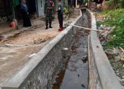 Babinsa Nagrak Kontrol Drainase